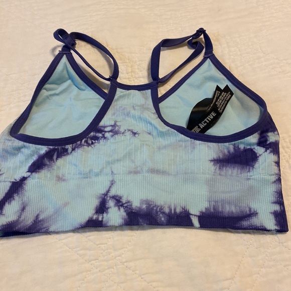 Never been used pink Victoria’s Secret bra - Picture 2 of 2